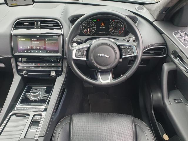Used Jaguar F-PACE YA69ZDF 18