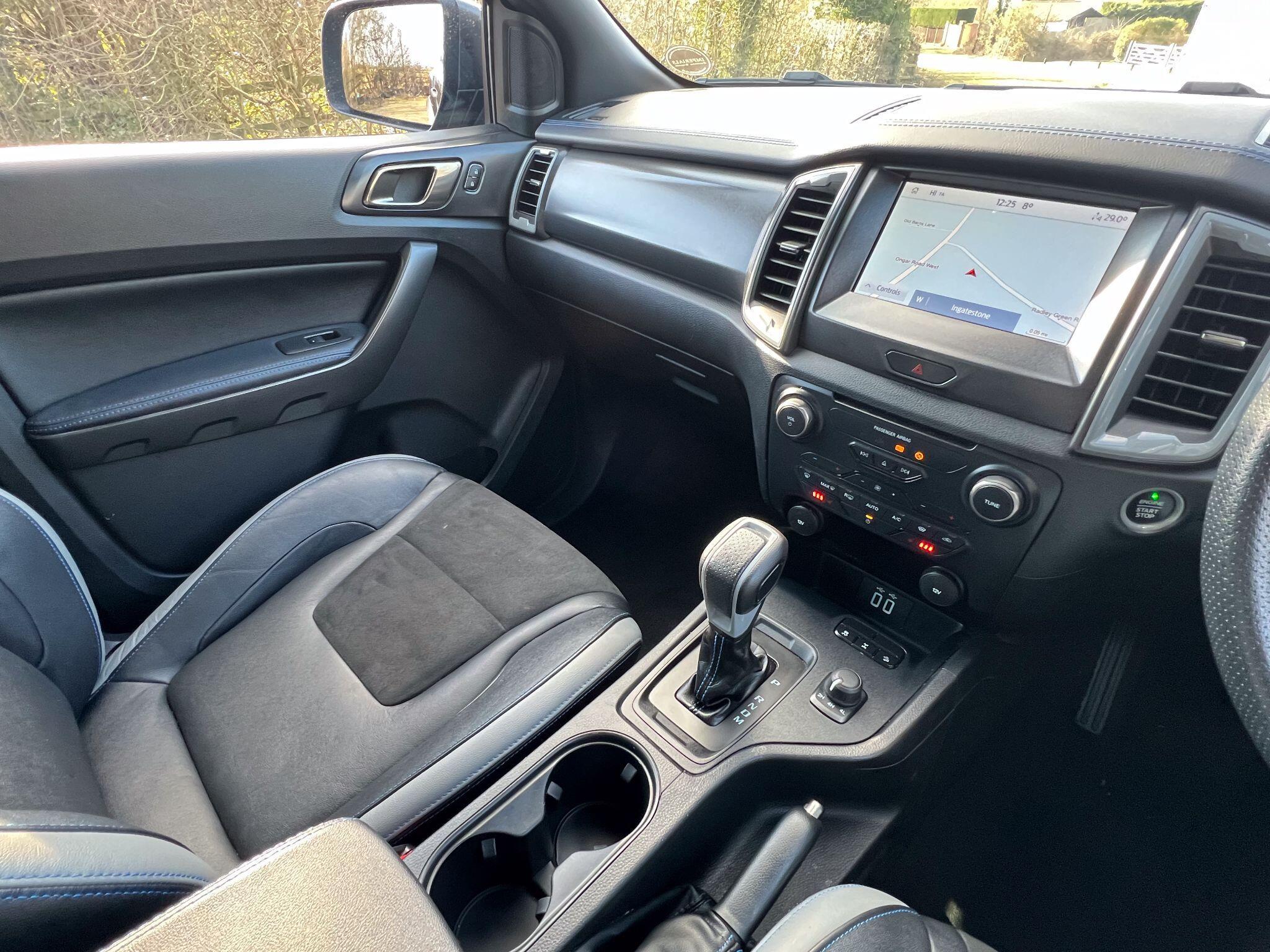 Ford Ranger 2.0 EcoBlue Raptor Auto 4WD Euro 6 (s/s) 4dr — photo 6