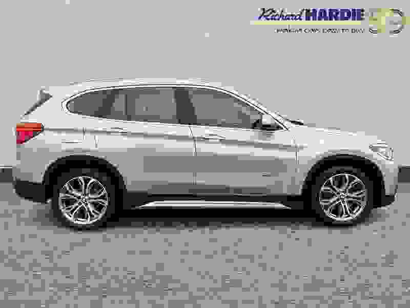 BMW X1 Photo at-69fdb60973534e8da224af75511e4dec.jpg