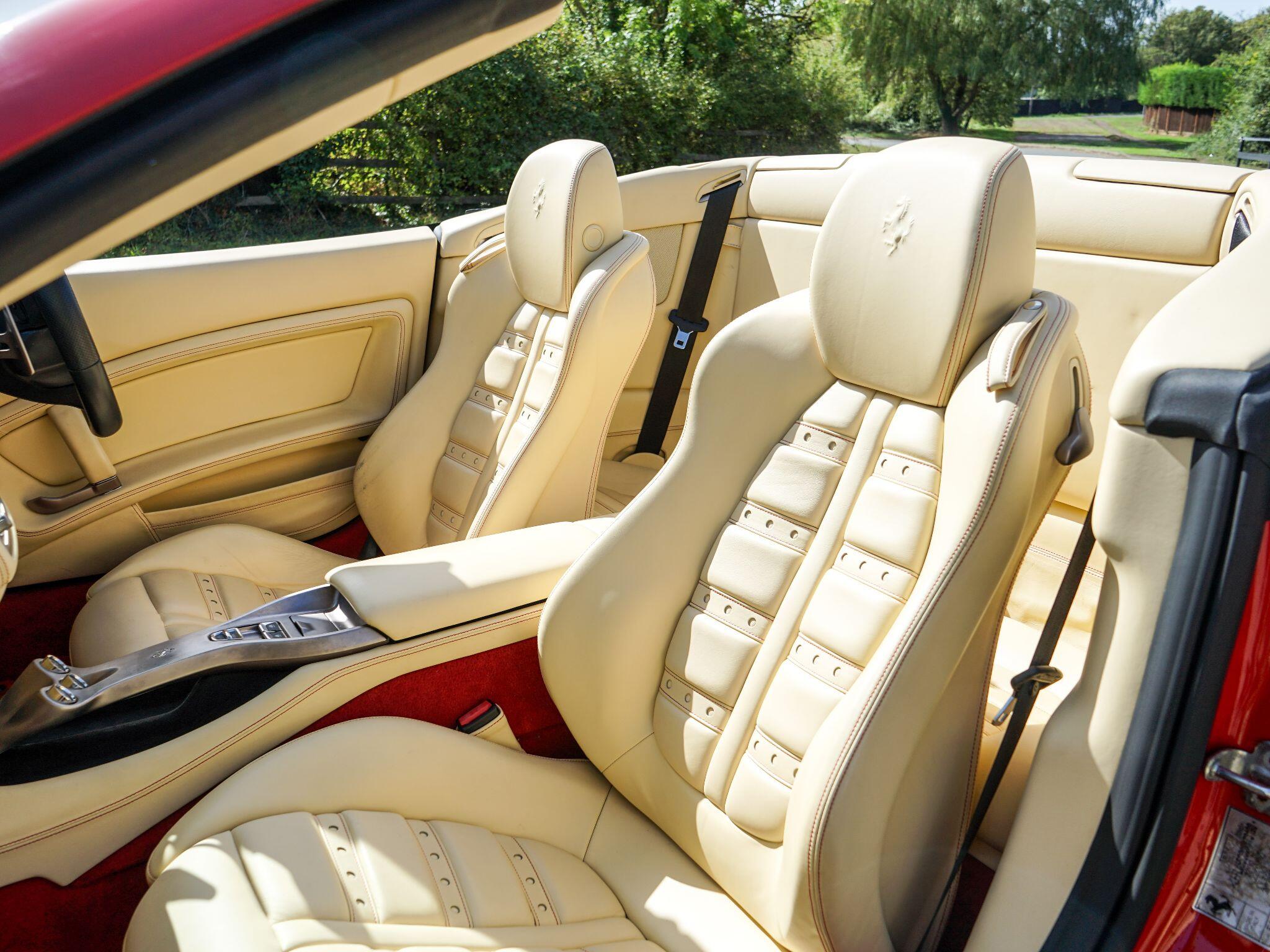 Ferrari California 4.3 F1 DCT Euro 5 2dr — photo 13