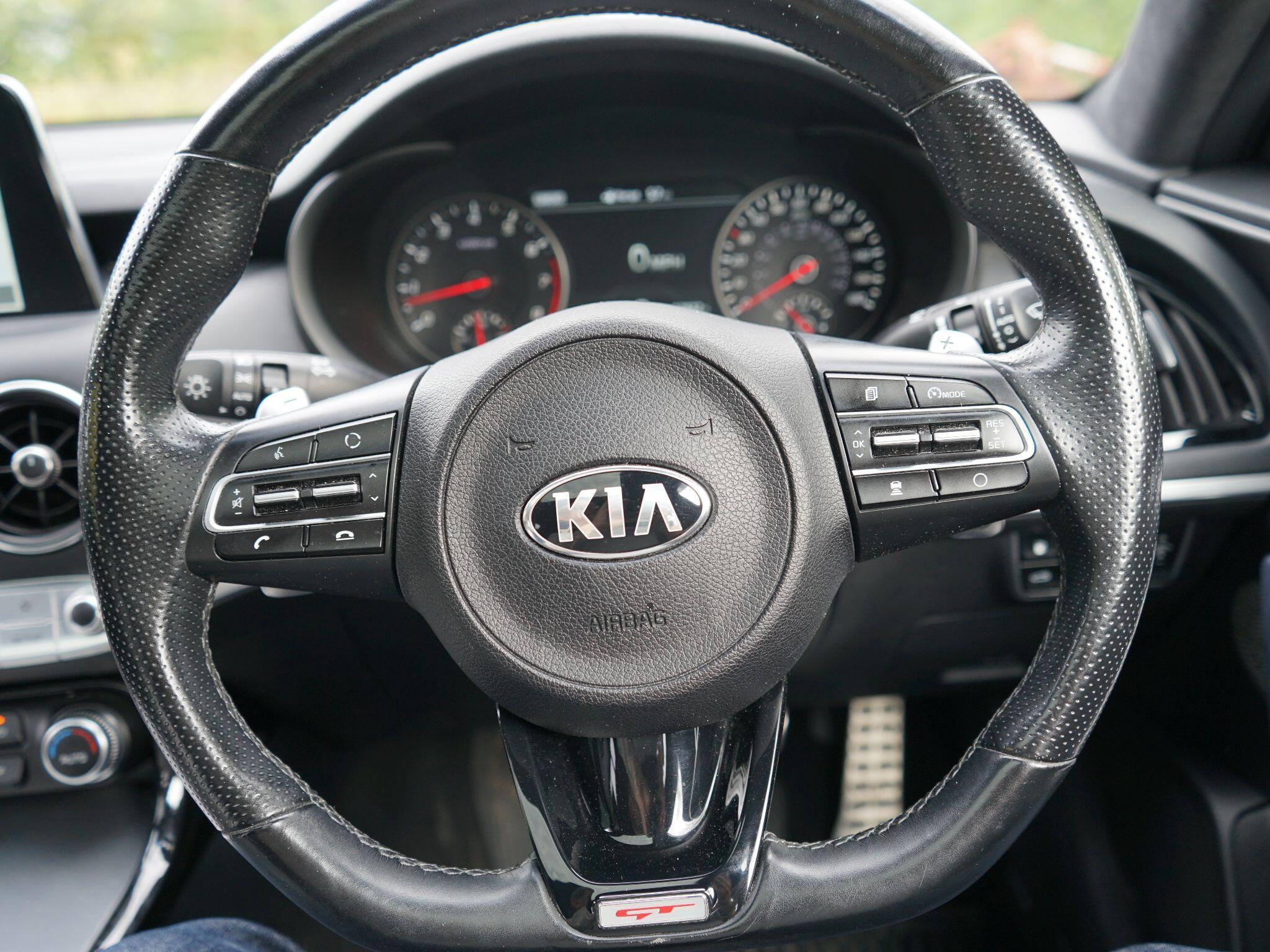 Kia Stinger 3.3 T-GDi V6 GT S Gran Turismo Auto Euro 6 (s/s) 5dr — photo 7
