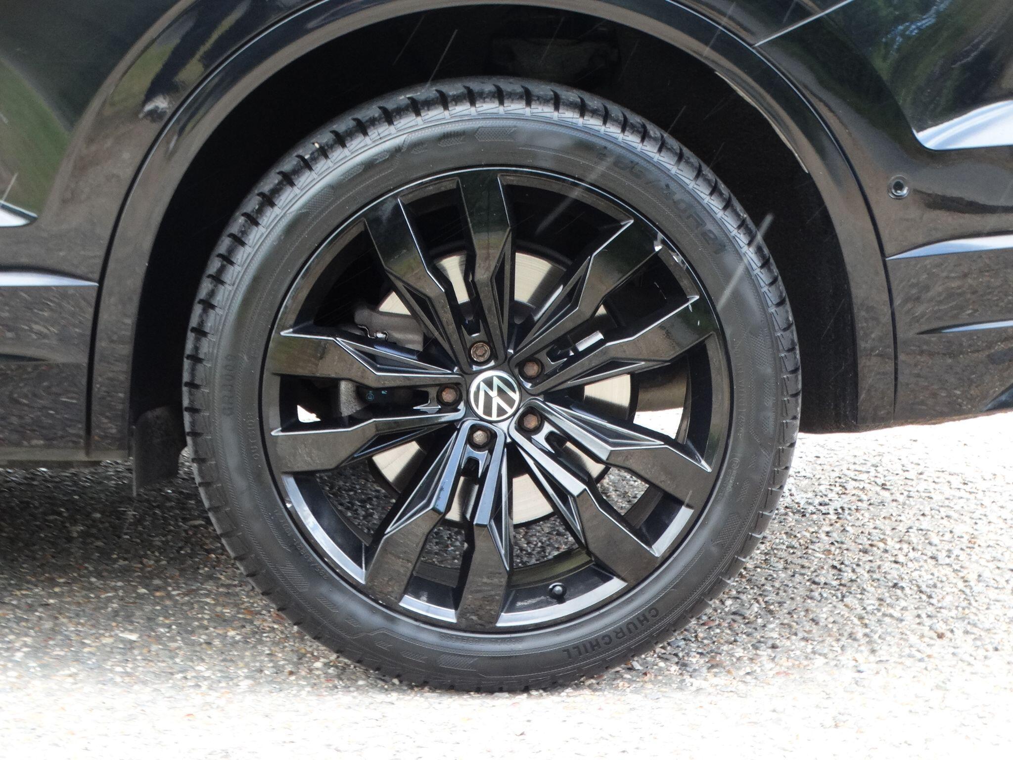 Volkswagen Touareg 3.0 TSI V6 Black Edition Tiptronic 4Motion Euro 6 (s/s) 5dr — photo 5