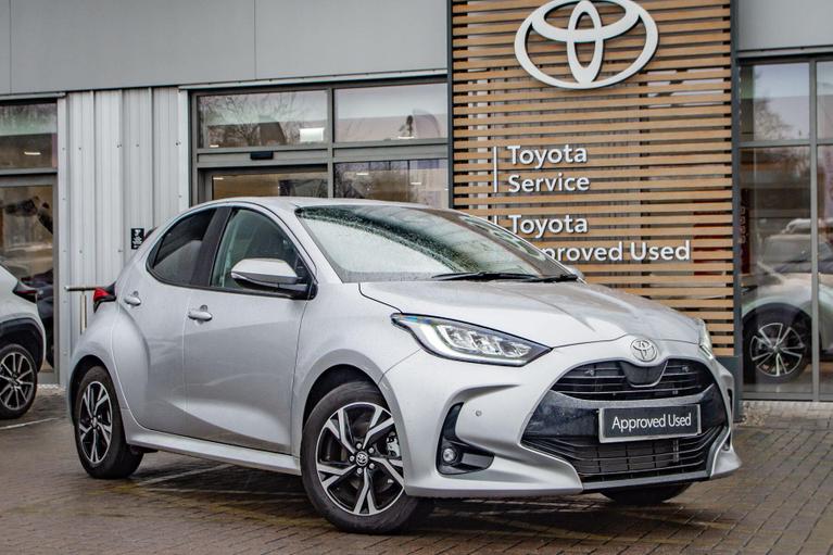 Used Toyota Yaris BP25UVE 1