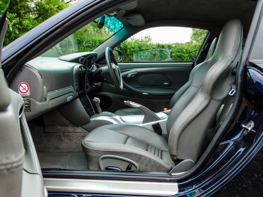 Used Porsche 911 Y8SDD 3
