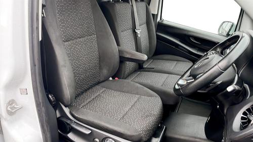Mercedes-Benz Vito Photo at-6aa5591f39e14d089ccb4b1d8cca5ed0.jpg