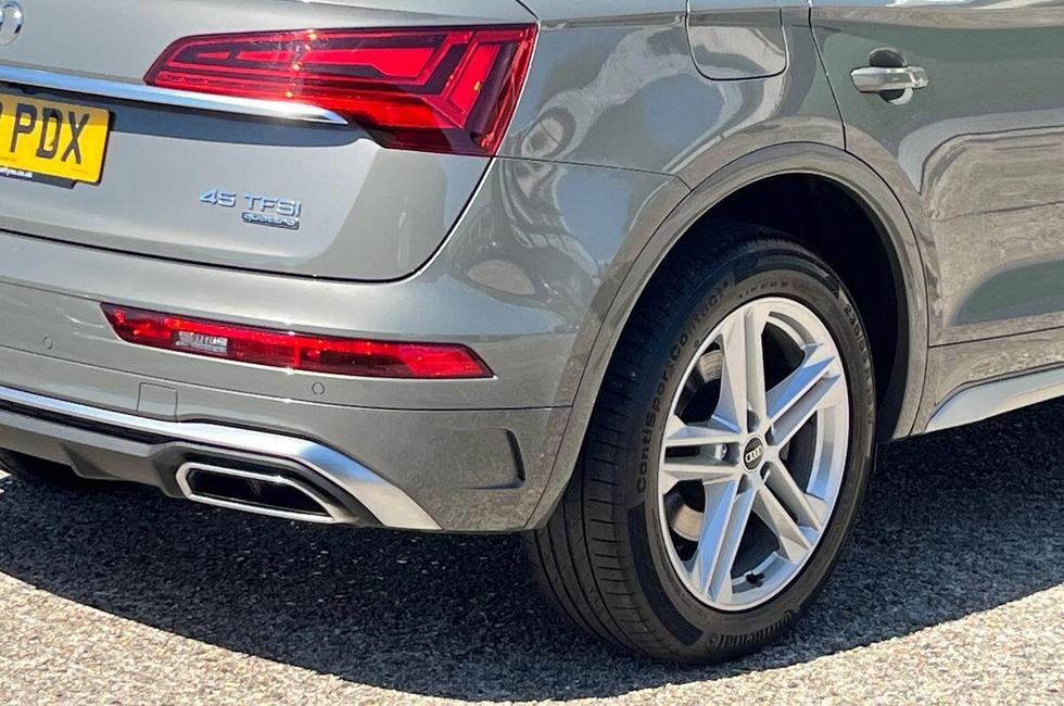 Audi Q5 Photo at-6ac32b57c4344bcaab4f1ef8fd8299a0.jpg
