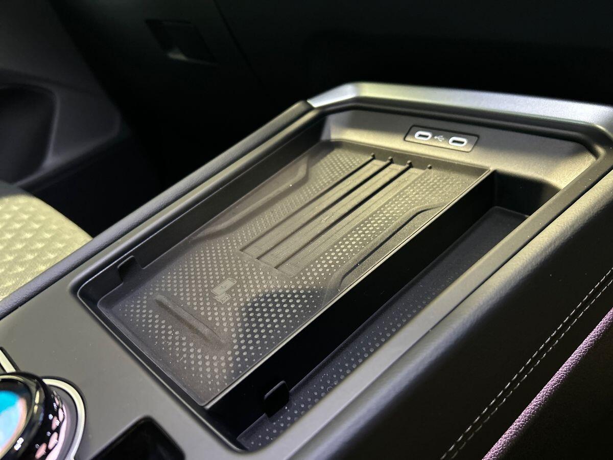 Volkswagen T-Roc Photo at-6ad7ae5a80d242ac9370dc1200801792.jpg