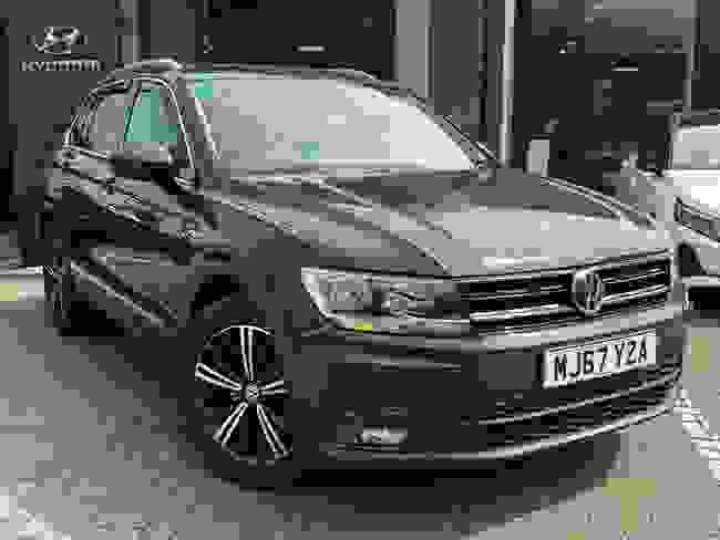 Used 2017 Volkswagen Tiguan 2.0 TDI SE Navigation Euro 6 (s/s) 5dr Grey at West Riding