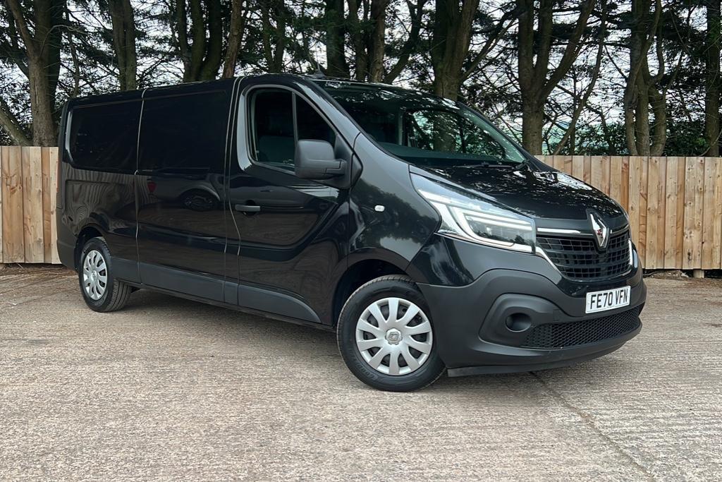 Specs for all Renault Trafic 3 Phase 2 Grand Passenger versions