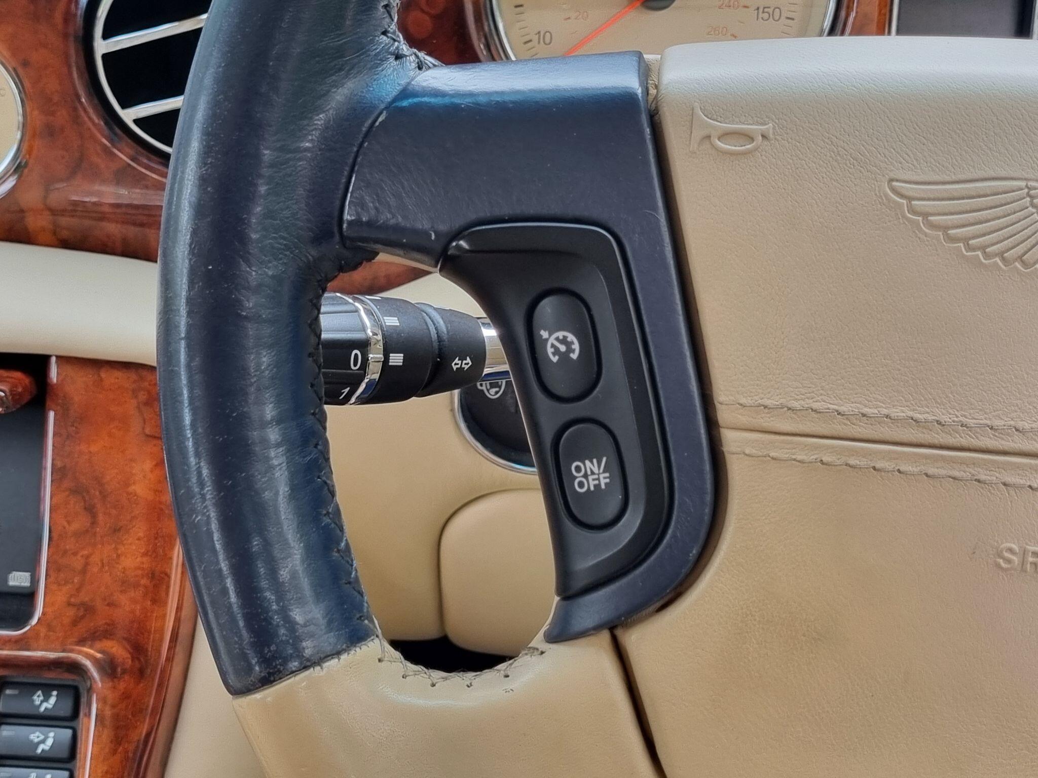 Bentley Arnage 6.8 R Saloon 4dr Petrol Automatic (495 g/km, 400 bhp) — photo 19