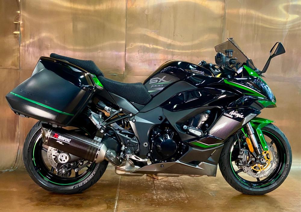 Kawasaki Ninja 1000SX Photo at-6b93ba3a9567487494172480c51ac775.jpg