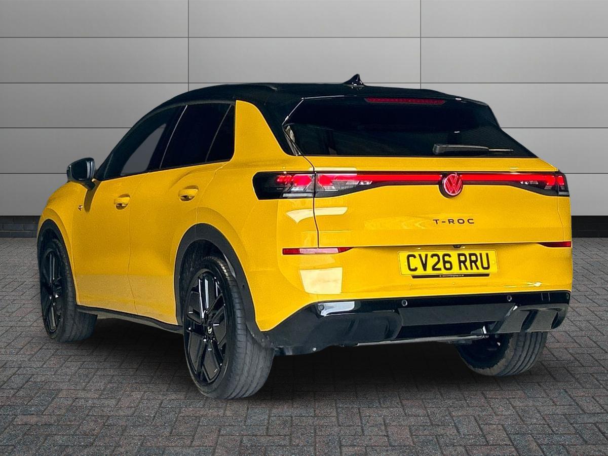 Volkswagen T-Roc Photo at-6bcd41fca1224e23805535e3ae9e389f.jpg