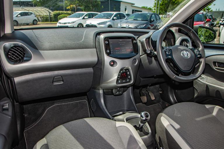Used Toyota AYGO WF70NZK 6