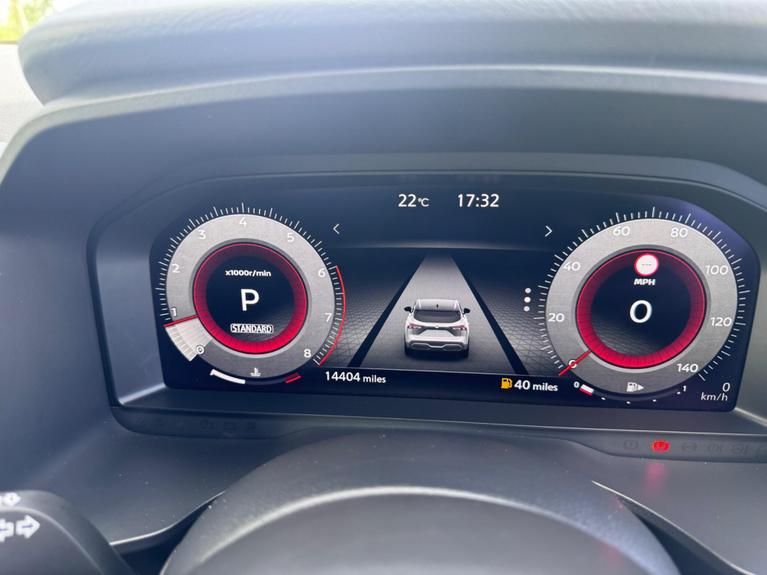 Used Nissan Qashqai EY72VOK 8