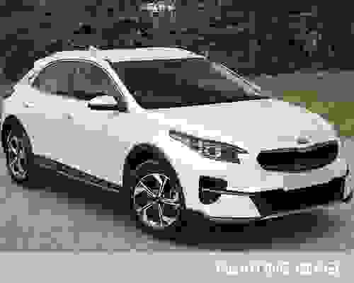 Kia XCeed 1.0 T-GDi ISG 2 Fusion White at Startin Group