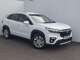 Suzuki S-Cross Photo 0