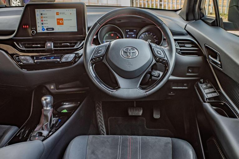 Used Toyota C-HR WU22UTC 26