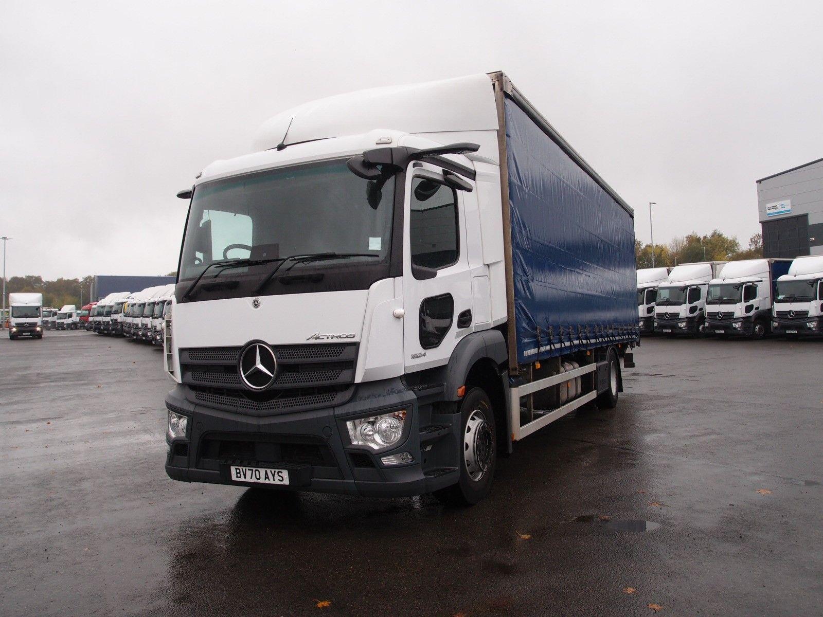 2020 MERCEDES Actros 5 1824L Curtainsider Tuckaway Tail-lift - vehicle photo 4 for sale on PureCar