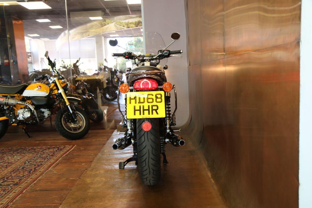 TRIUMPH Bonneville T120 Photo at-6cdc4253b02d464582e155a83a5faf45.jpg