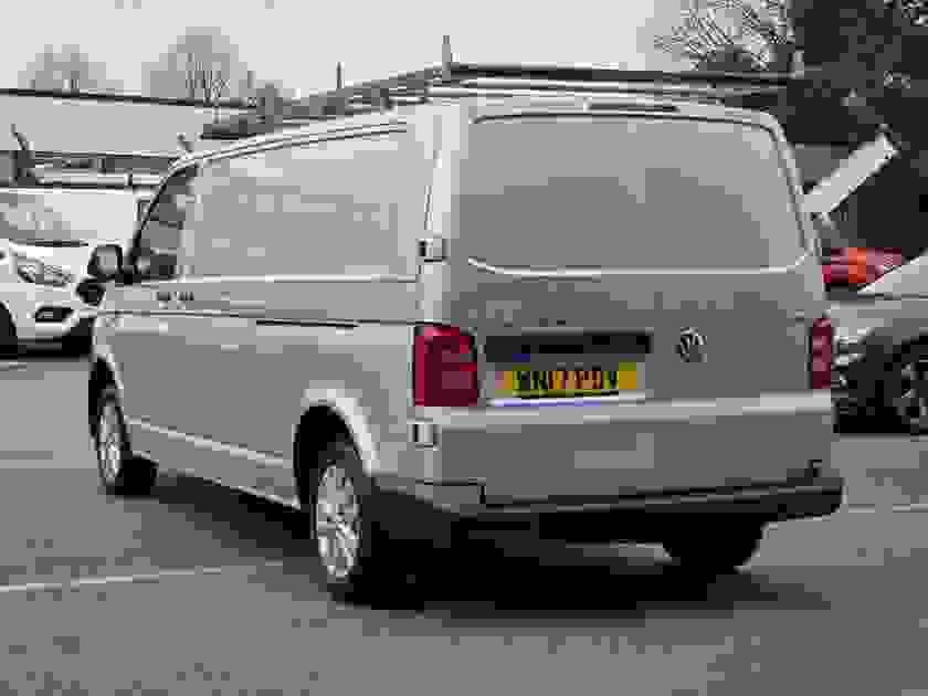 Volkswagen Transporter Photo at-6ce791f805ba49b8823d7d69439c2aa7.jpg