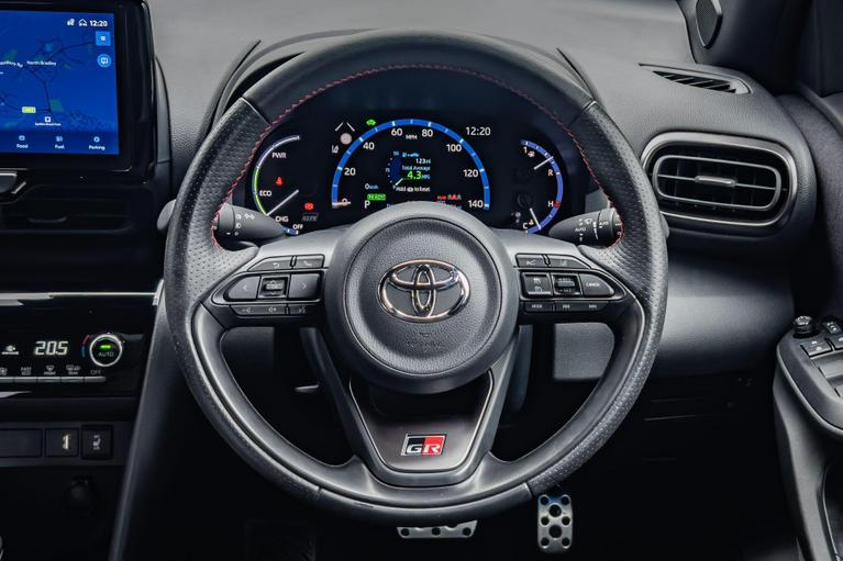 Used Toyota Yaris Cross GY73YCZ 13
