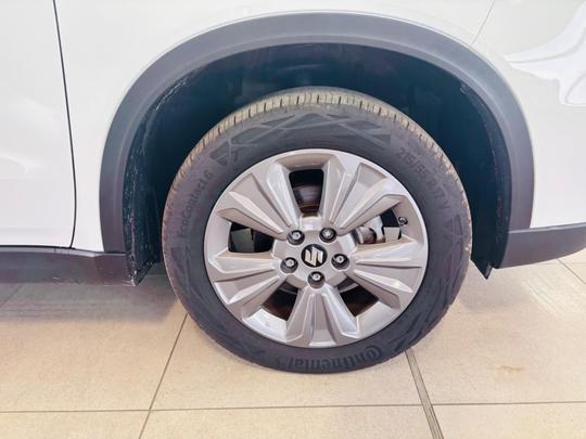 Suzuki Vitara Photo at-6d59ed7b8a854e64932b952499990a0b.jpg
