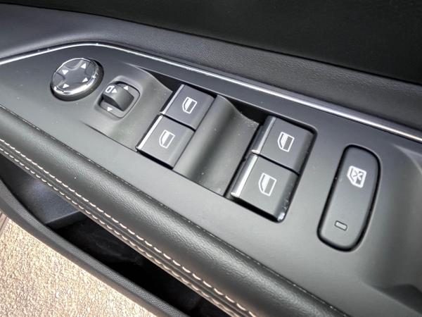 Used Peugeot 5008 GV23LHE 22