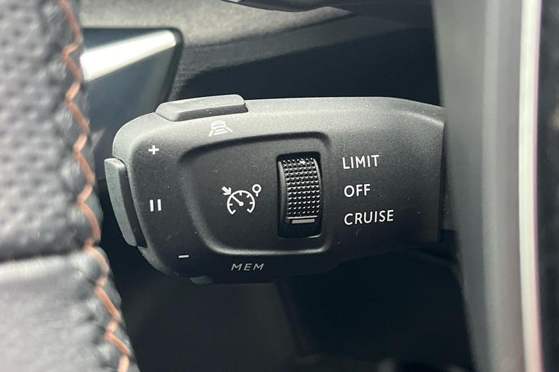 Used Peugeot 3008 KS23NTC 32