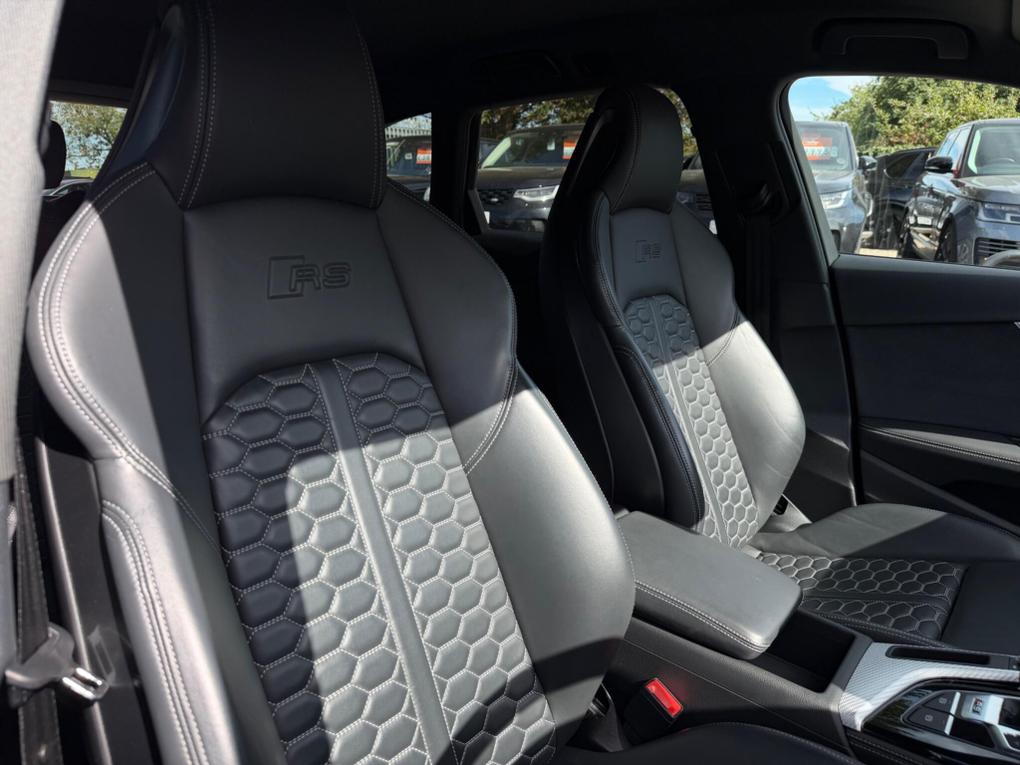 Used Audi RS4 Avant C13DJH 11