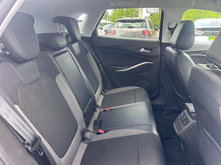Used Vauxhall Grandland BT22KHD 6