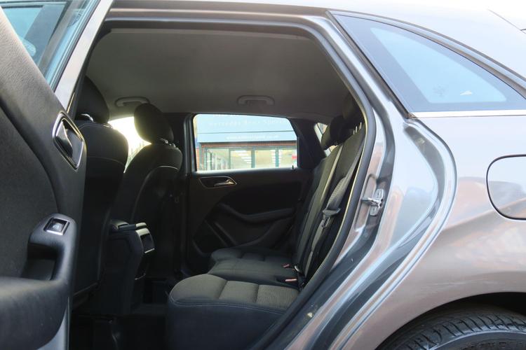 Used Mercedes-Benz B Class WP62ECD 13