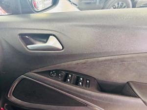 Vauxhall Crossland Photo 25