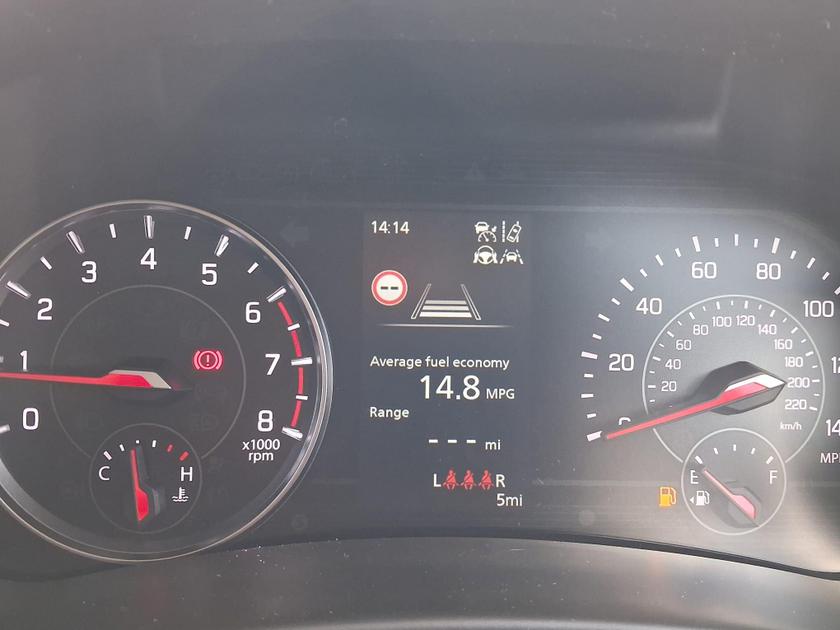 Suzuki Swift Photo at-6e6b0c16b87442d99e2651b9f3d3c747.jpg