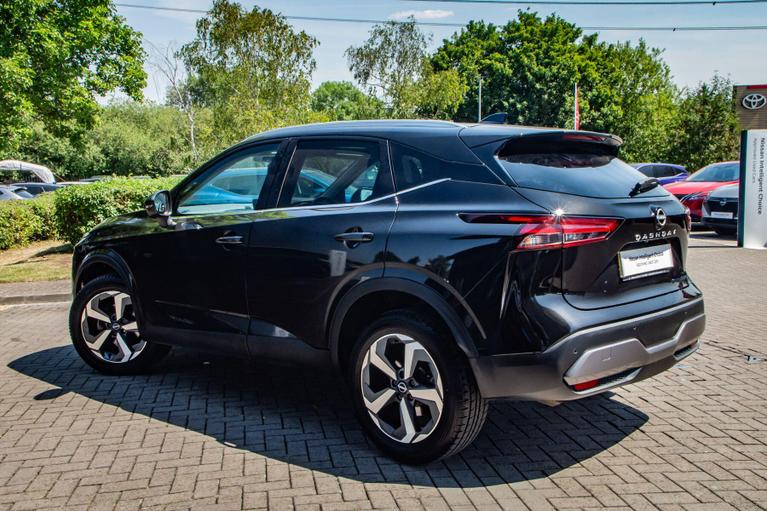 Used Nissan Qashqai DN24AOY 3