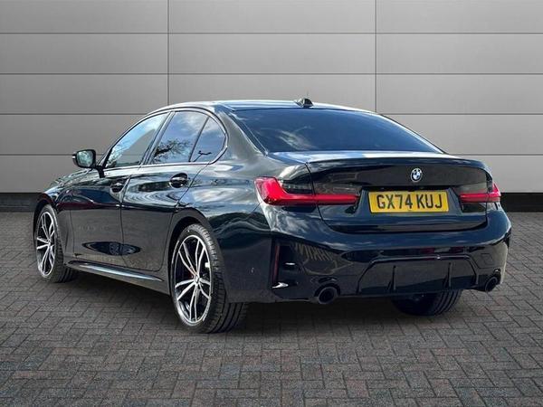 BMW 3 Series Photo at-6e9f5a24620d497cb2df5cfa8aa4787a.jpg
