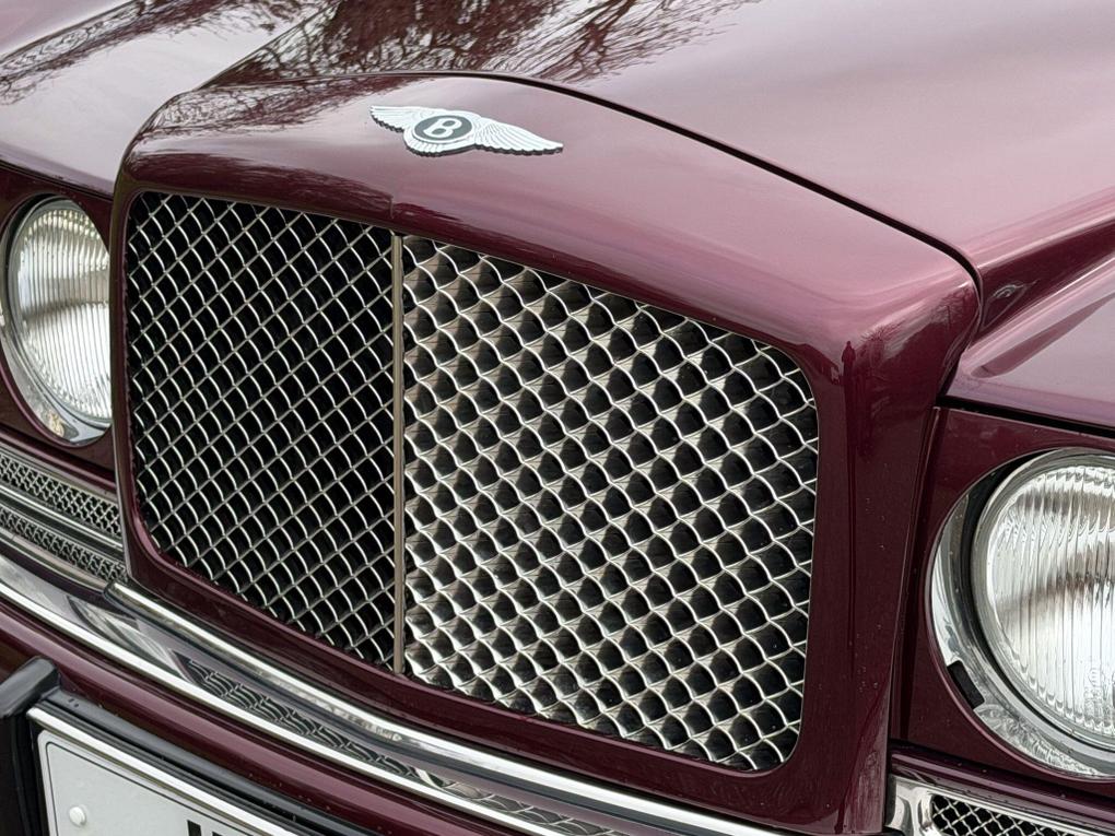 Used Bentley Azure T778AGK 32