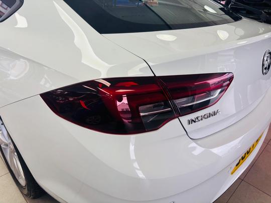 Vauxhall Insignia Photo at-6ee4e3f3f6f14a7b920680100004c69a.jpg