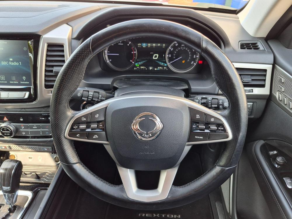 SsangYong Rexton Photo at-6ee911b335cd4c688152c0130af33188.jpg