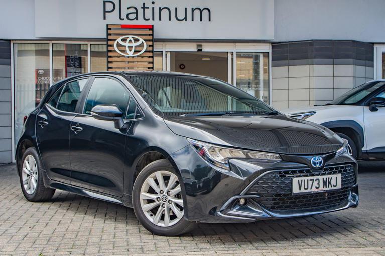 Used Toyota Corolla VU73WKJ 1