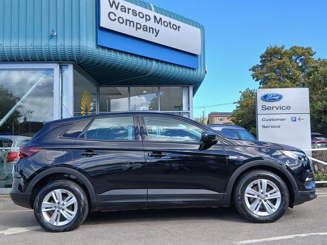 Used Vauxhall Grandland X FG68HHR 8