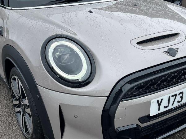 MINI Hatch Photo at-6f02f65491714ae7ab4302b49b127fd8.jpg