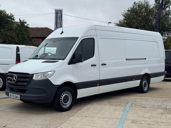 Used 2025 Mercedes-Benz Sprinter 2.0 315 CDI PRO G-Tronic RWD L4 H2 Euro 6 (s/s) 5dr White at MBNI Truck & Van