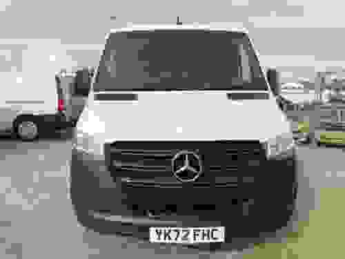 Mercedes-Benz Sprinter Photo at-6f2eca3bf49c43cda40e9f82e7a8be96.jpg