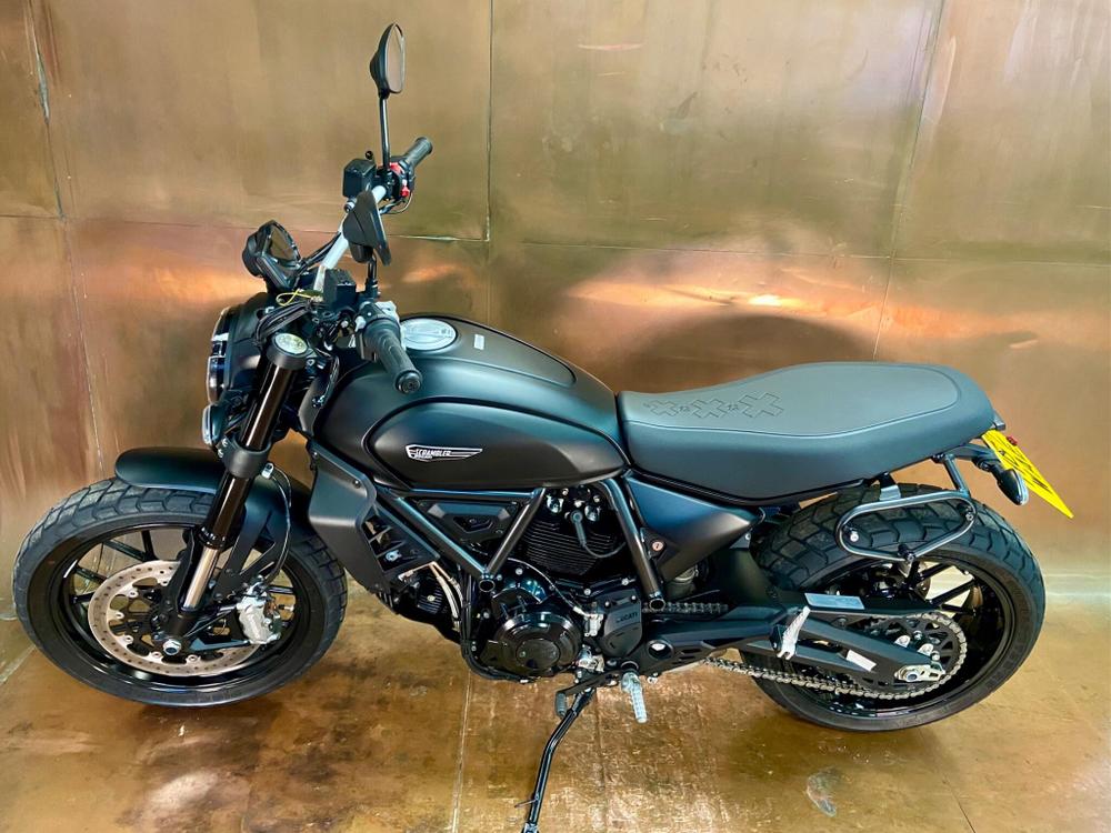 Ducati Scrambler 800 Photo at-6f405a0973814950ac49ac71e66acd96.jpg