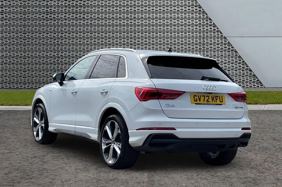 Audi Q3 Photo at-6f47953d73d247d6bf85113d7cd62be0.jpg