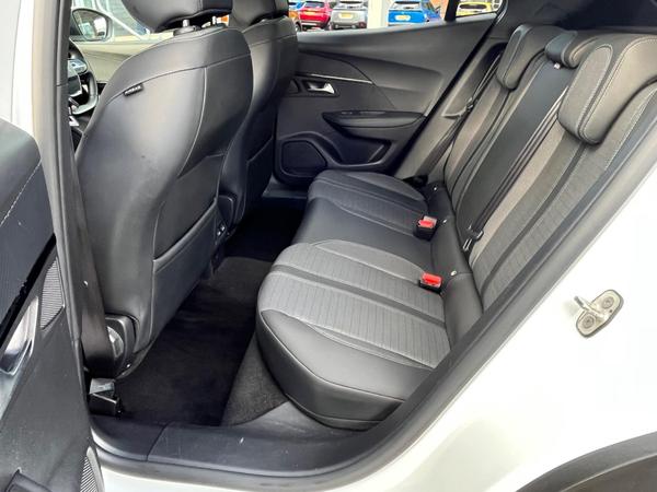 Used Peugeot E-2008 NV21OUX 59