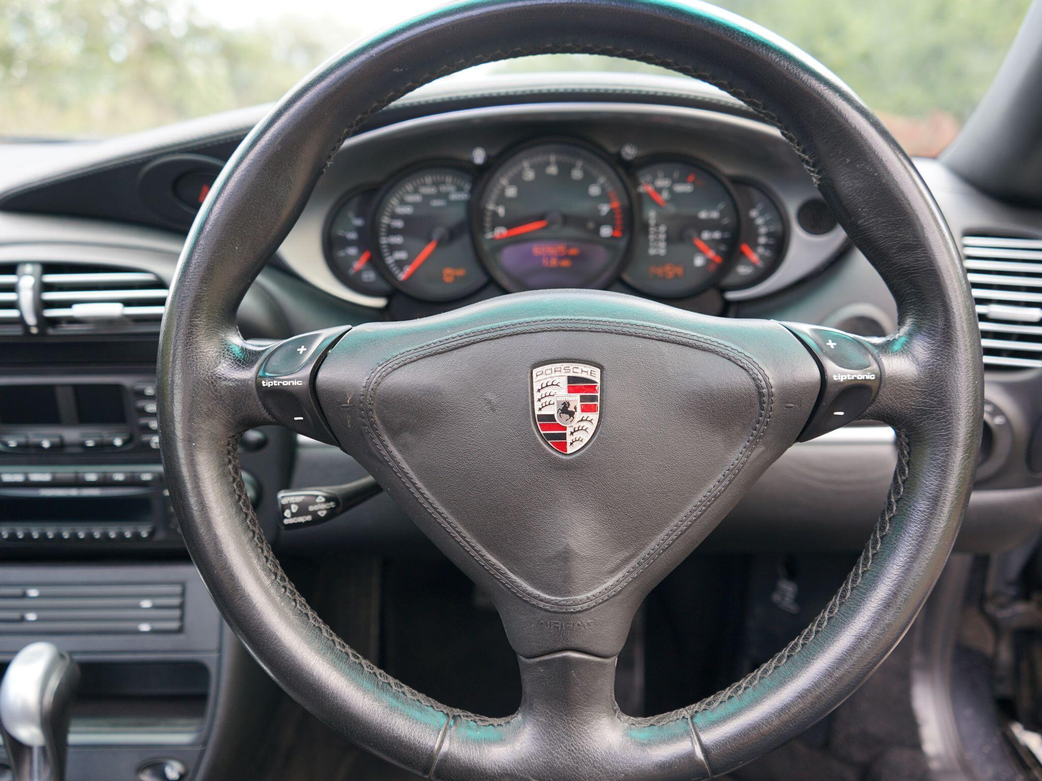 Porsche 911 3.6 996 Turbo Coupe 2dr Petrol Tiptronic S AWD (339 g/km, 414 bhp) — photo 7