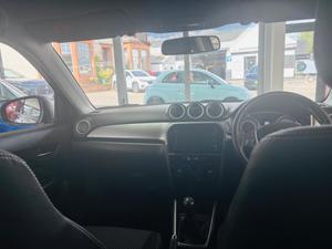 Suzuki Vitara Photo 25