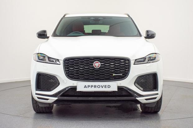 Jaguar F-PACE Photo at-6fa58076685541c29eca2f669d609dca.jpg