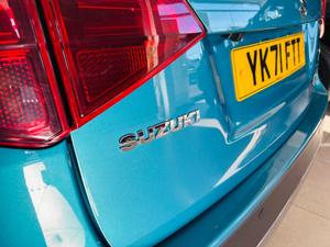 Suzuki Vitara Photo 16